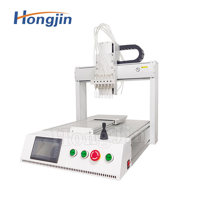 Electronic cigarette automatic oiling machine